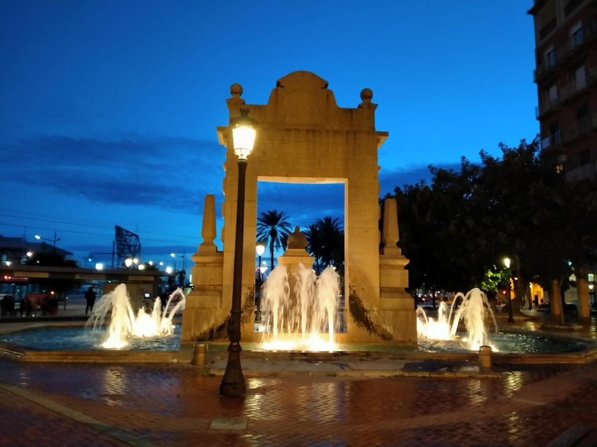 Cabanal Port Marina Valencia Kültér fotó